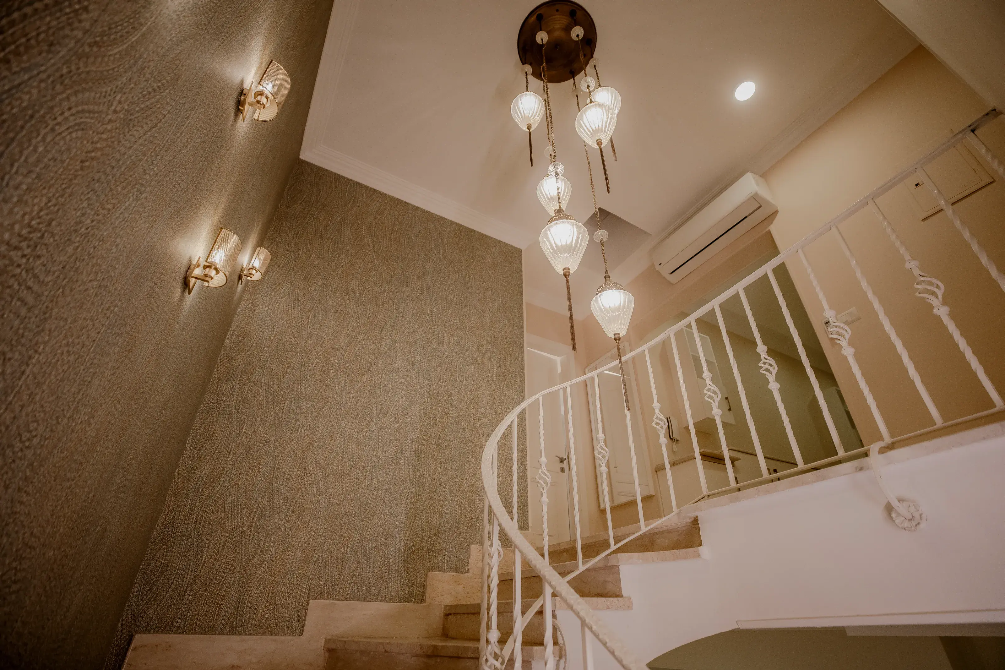 Grand Living — 6