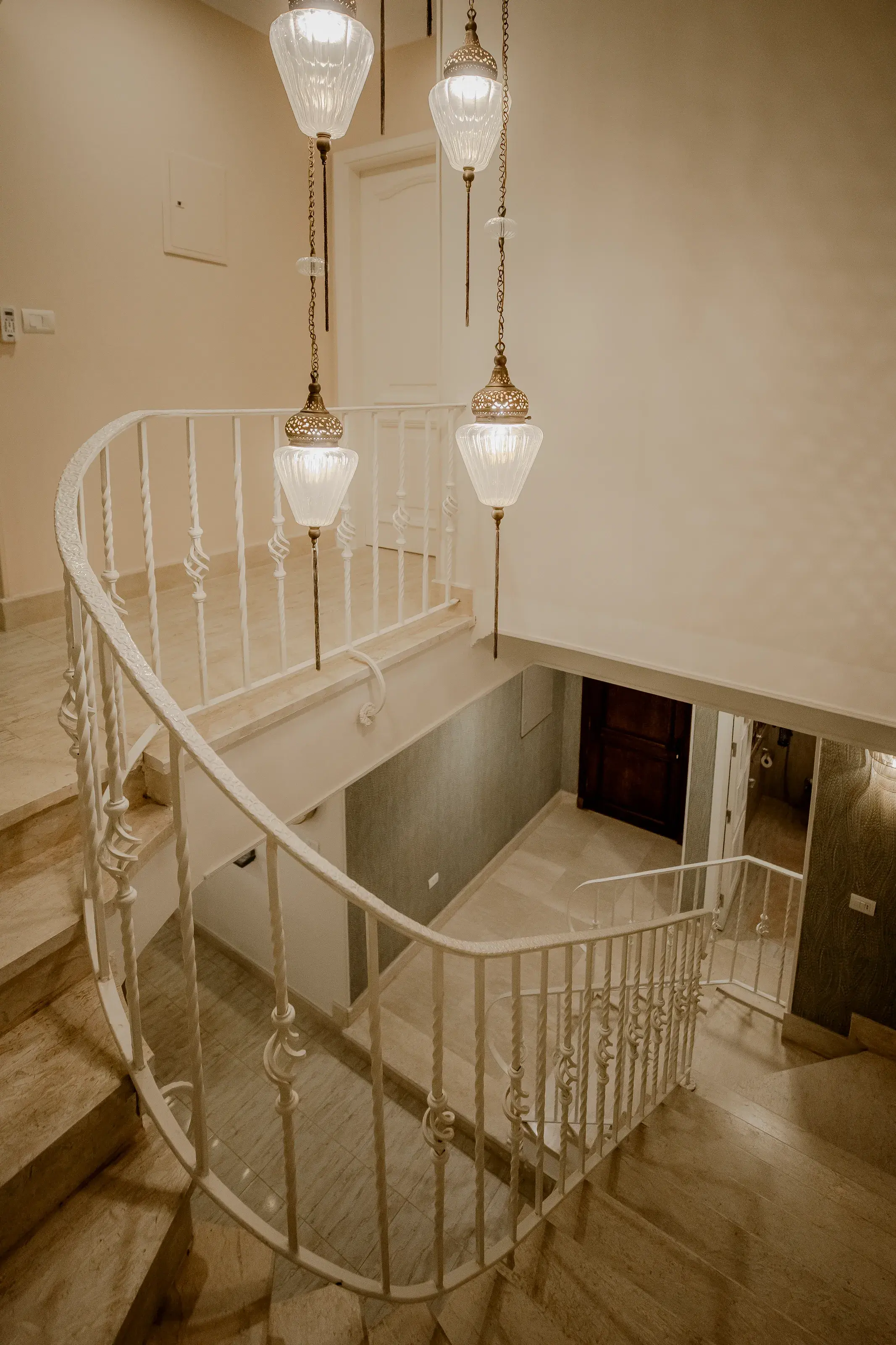 Grand Living — 8