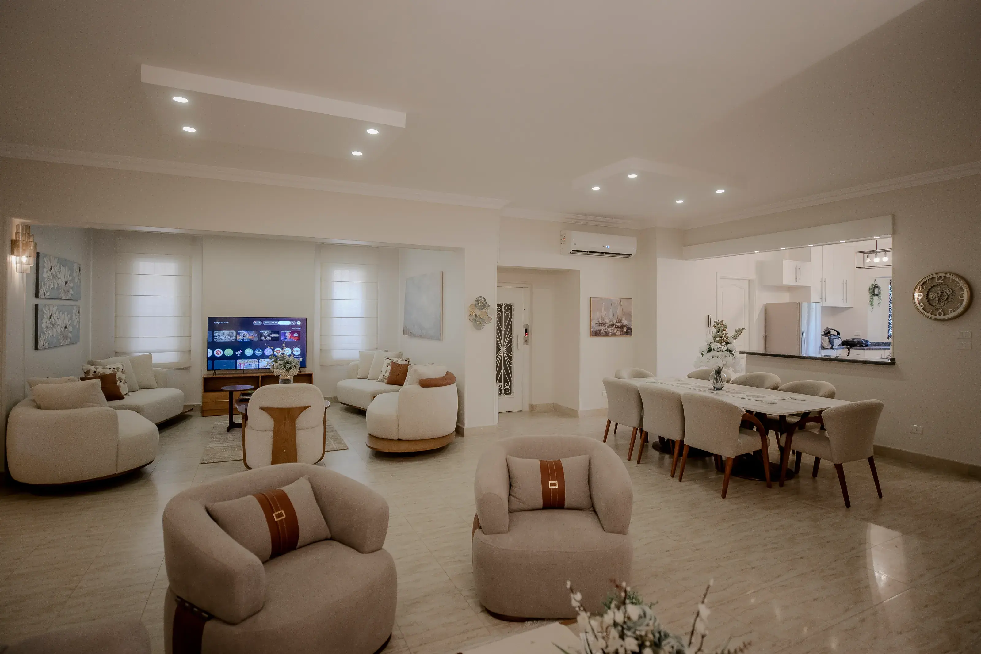 Grand Living — 19