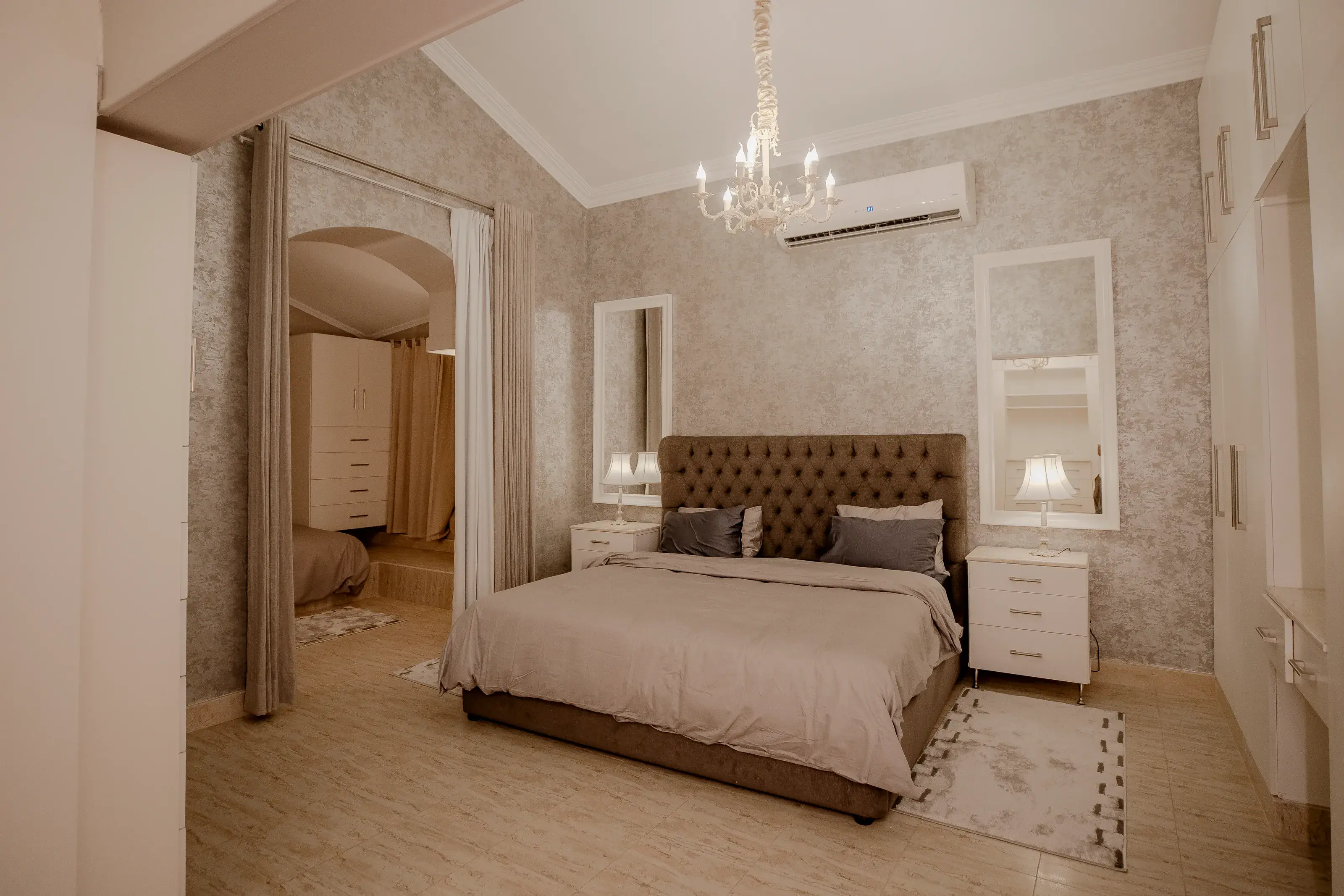 Suite III