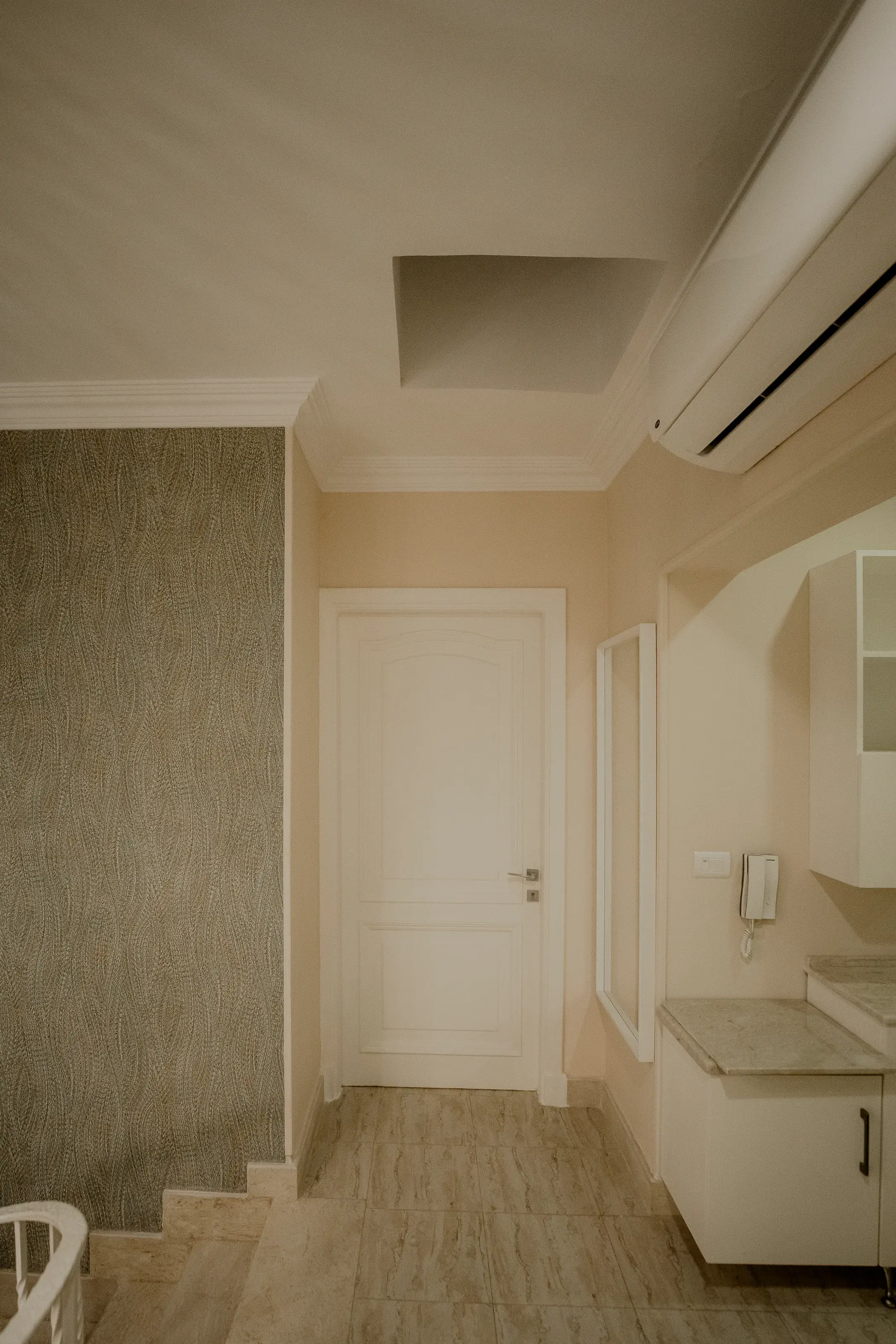 Suite III — 14